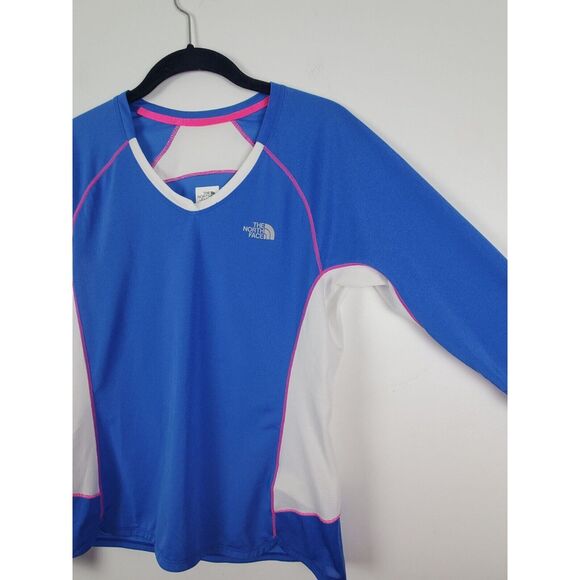 The North Face Flash Dry Long Sleeve Shirt S/P Womens Blue Pink V neck Casual To - Picture 3 of 6